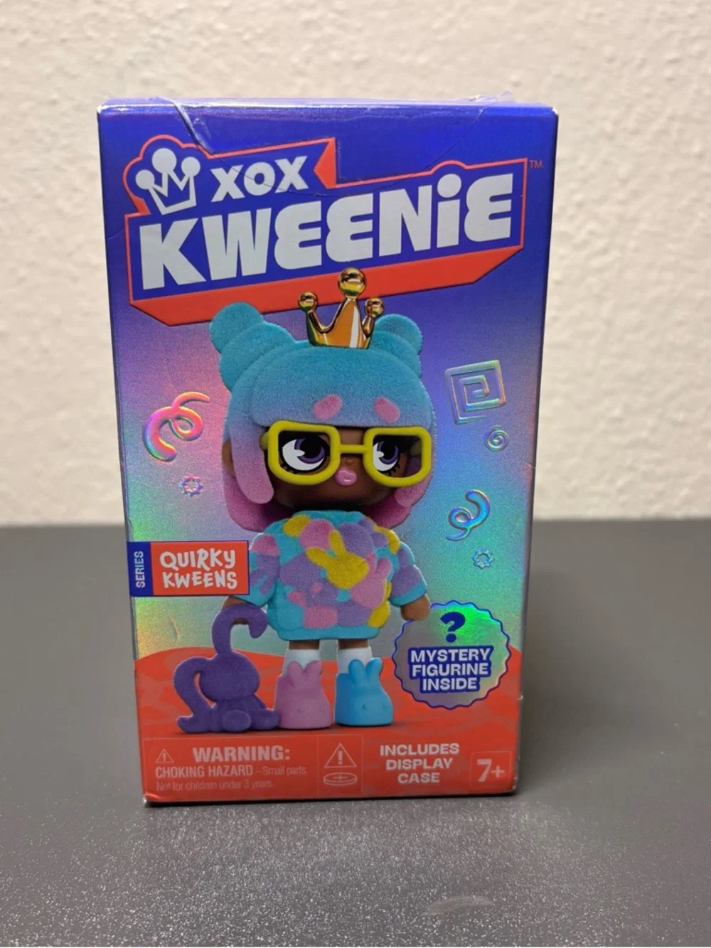Kweenie Quirky Kweens Mystery Figure - Blue/Pink
